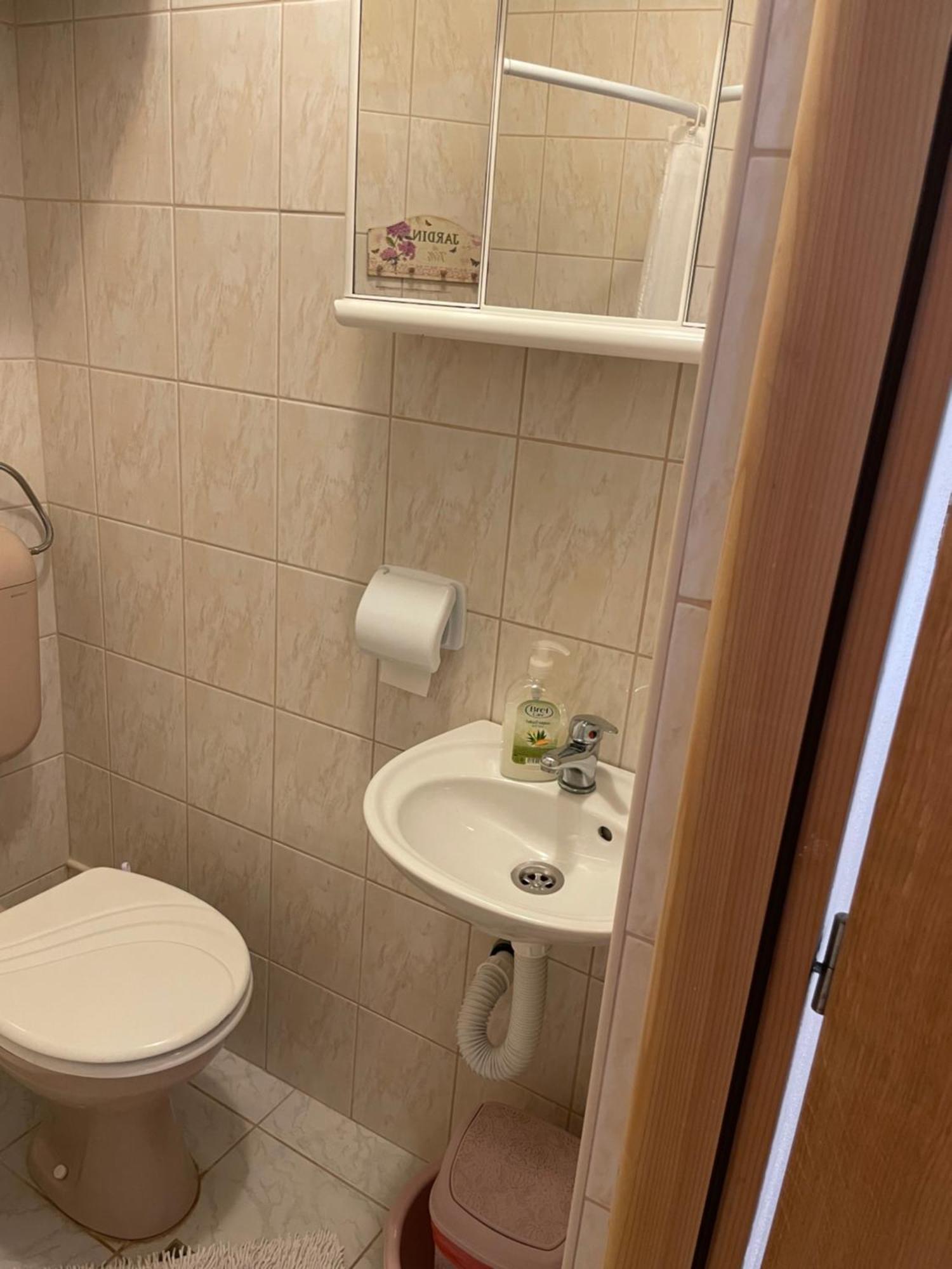 Studio Apartmani Kremic Karlobag Eksteriør billede